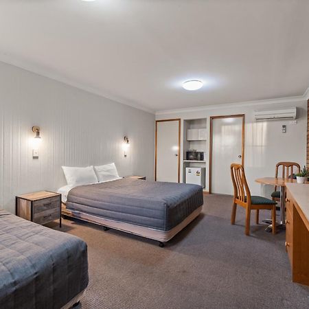 Golf Links Motel Тамворт Екстер'єр фото
