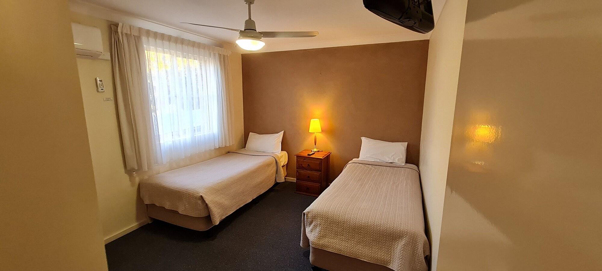 Golf Links Motel Тамворт Екстер'єр фото