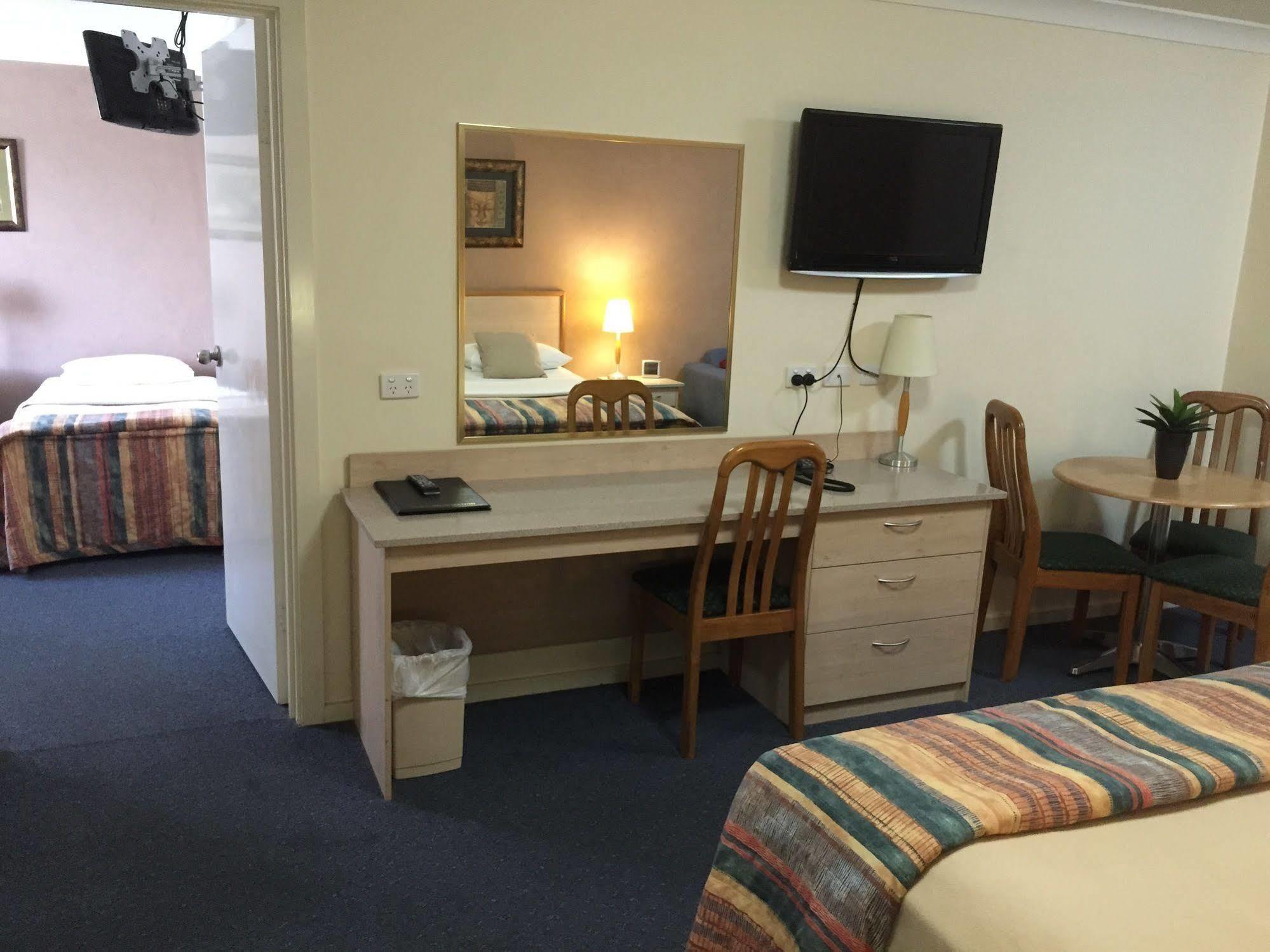 Golf Links Motel Тамворт Екстер'єр фото
