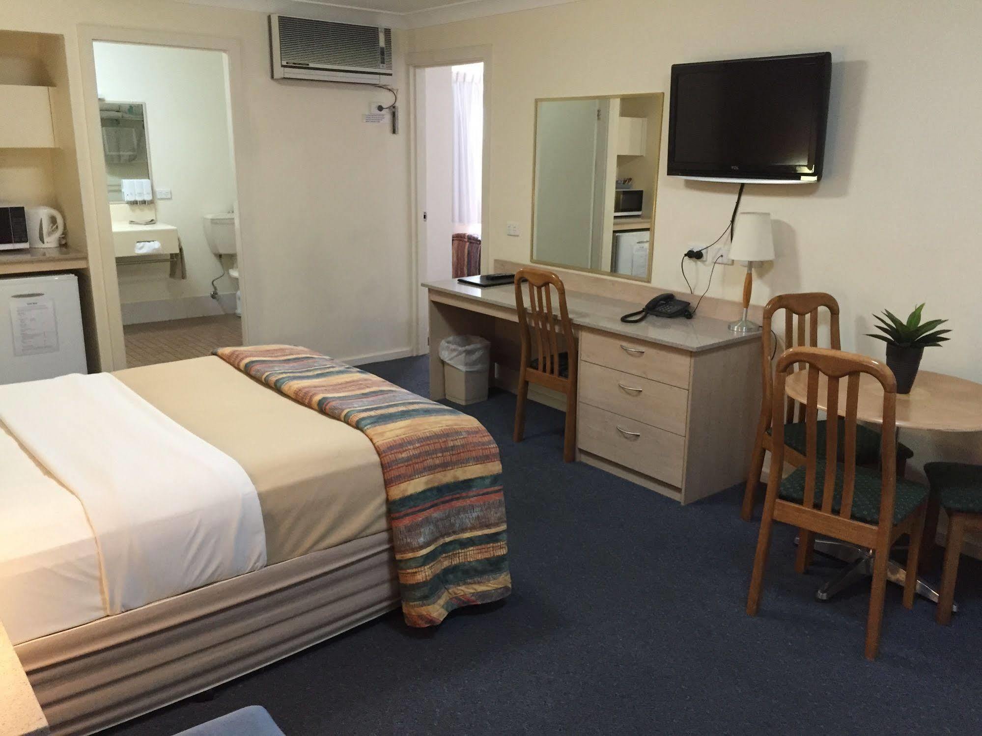 Golf Links Motel Тамворт Екстер'єр фото