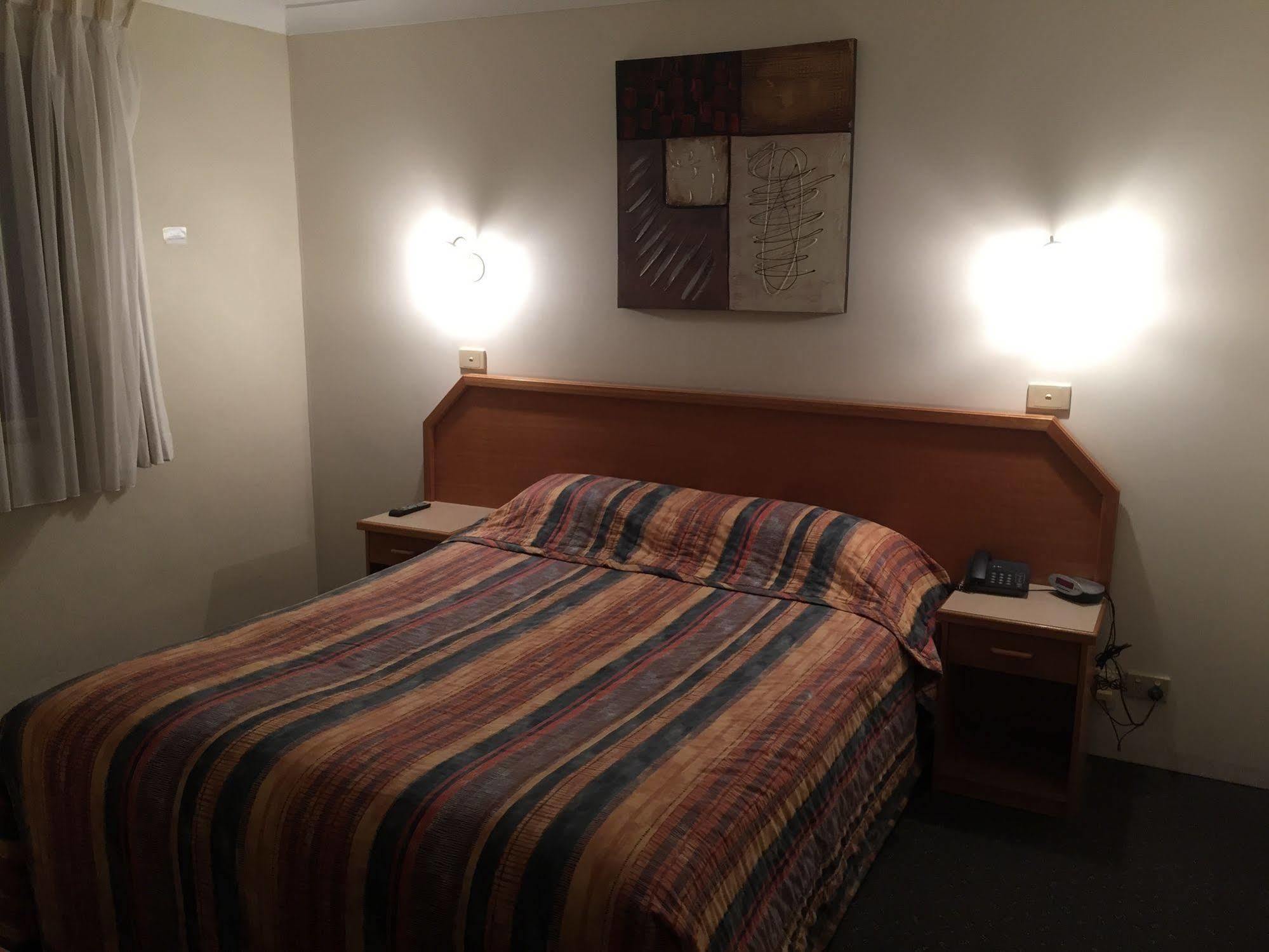 Golf Links Motel Тамворт Екстер'єр фото